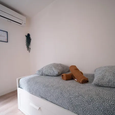 Apartment Equipe Avec Parking A 6min A Pied De La Gare St Charles
