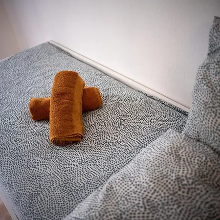 Apartment Equipe Avec Parking A 6min A Pied De La Gare St Charles Marseille